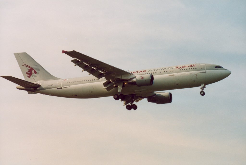 Qatar Airways A300-622R