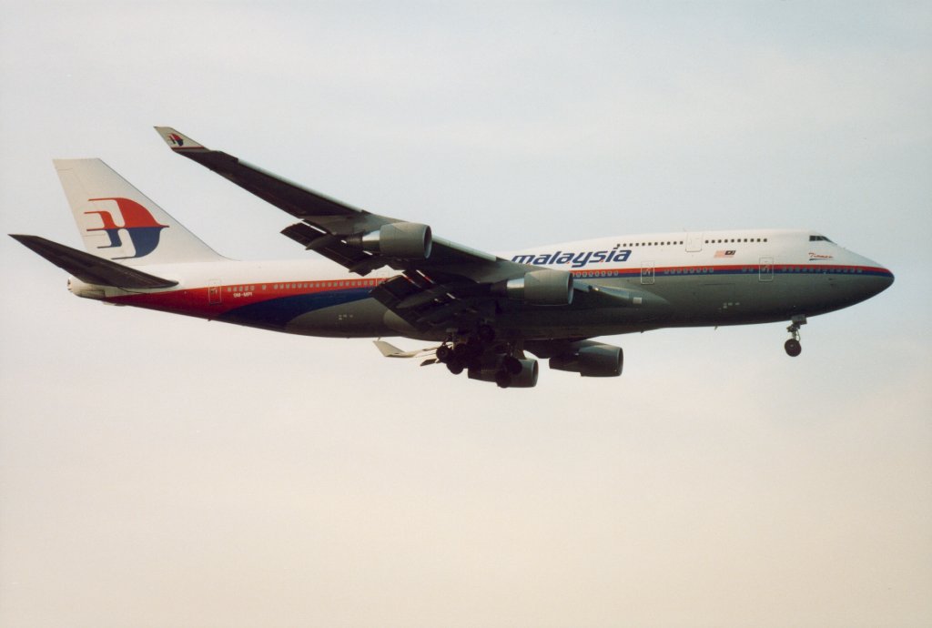 Malaysia Airlines 747-4H6