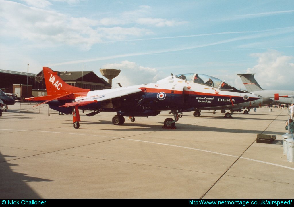 DERA Harrier T4A