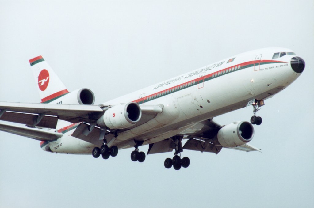 Biman Bangladesh DC-10-30